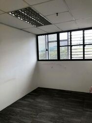 Leong Huat Building (D13), Factory #543707811